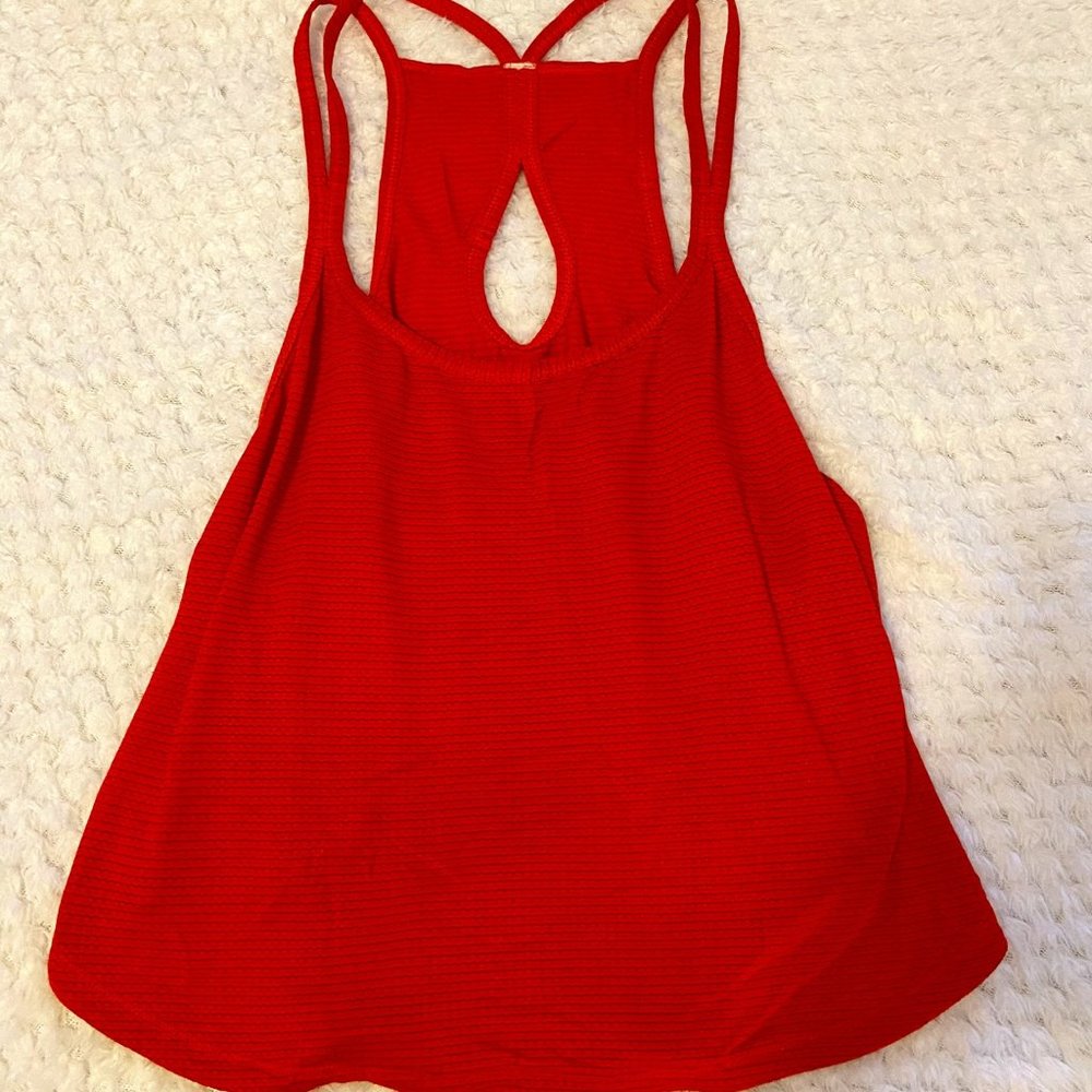 Lululemon Cropped Flowy Tank Top